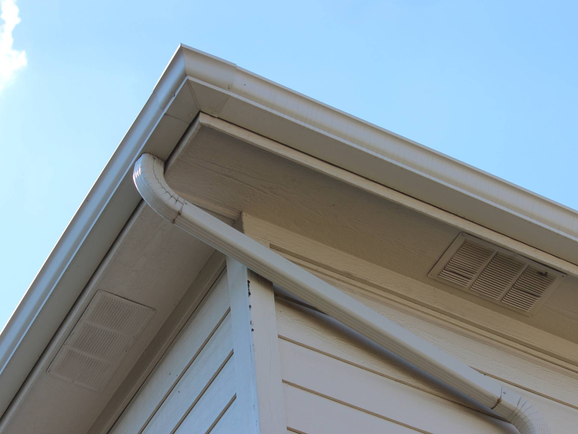 professional seamless gutter installation near me in south portland