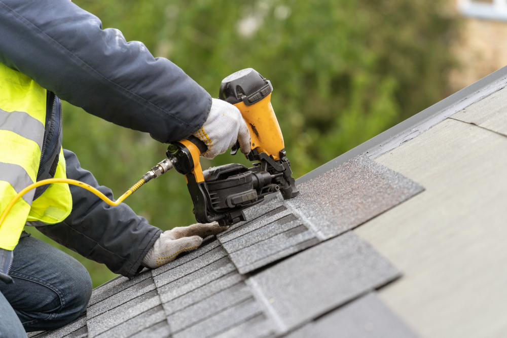 How to install asphalt shingle roofing
