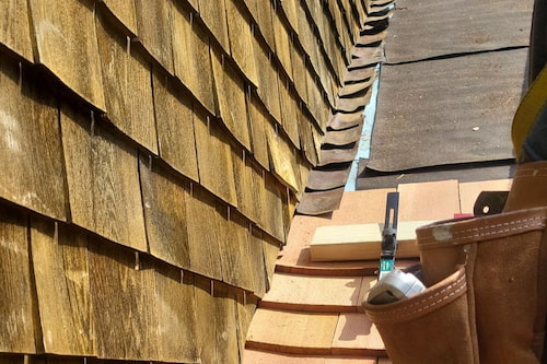 signs your exterior woodwork needs repair